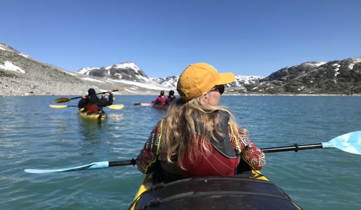 Dag 5 – Padling, Isbrevandring og ny teltplass